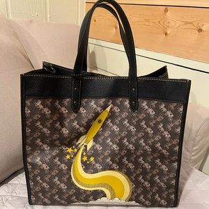 Coach Field Tote 40 With Horse And Carriage Print And Rocket new no tags
